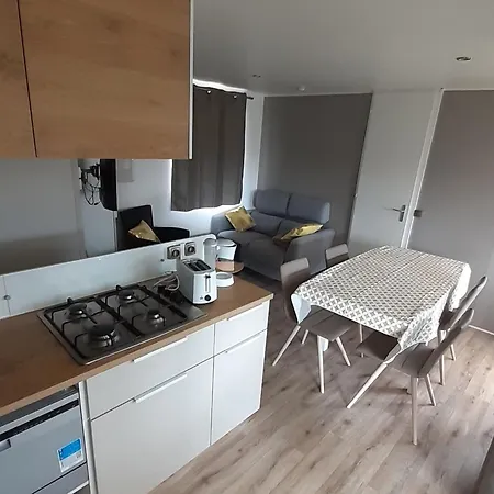 Mobil-home Confortable Proche De L'atlantique - Fr-1-426-577 بيت للعطل